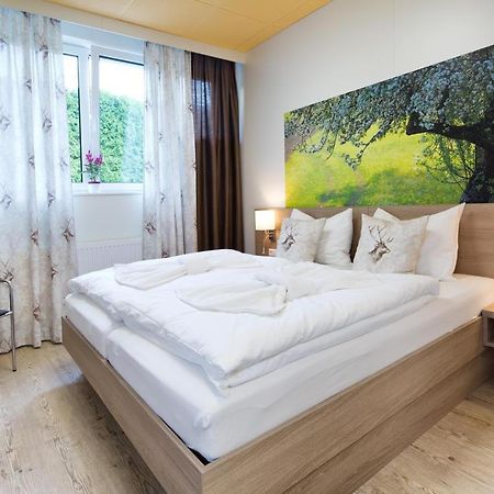 Cafe Lounge Traisen Bed and Breakfast Esterno foto