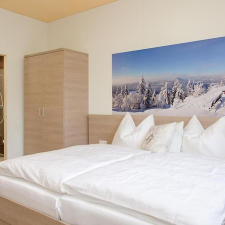 Cafe Lounge Traisen Bed and Breakfast Esterno foto
