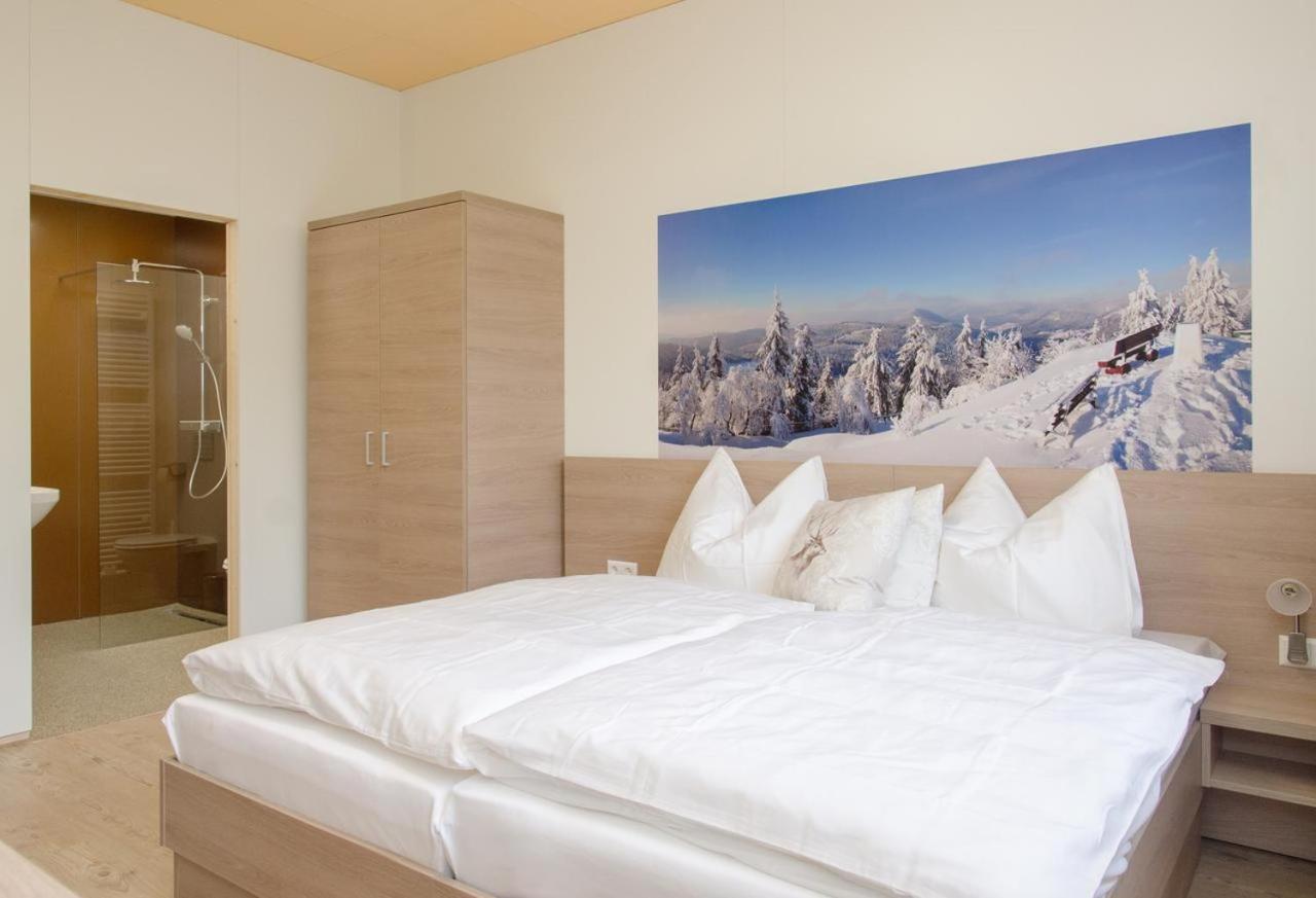Cafe Lounge Traisen Bed and Breakfast Esterno foto