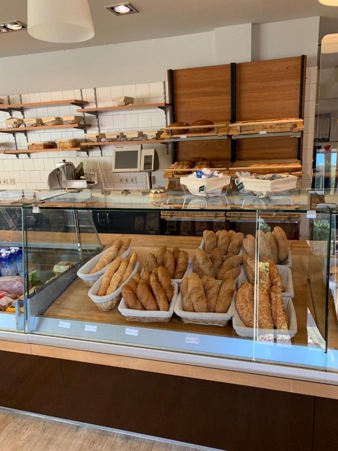 Cafe Lounge Traisen Bed and Breakfast Esterno foto