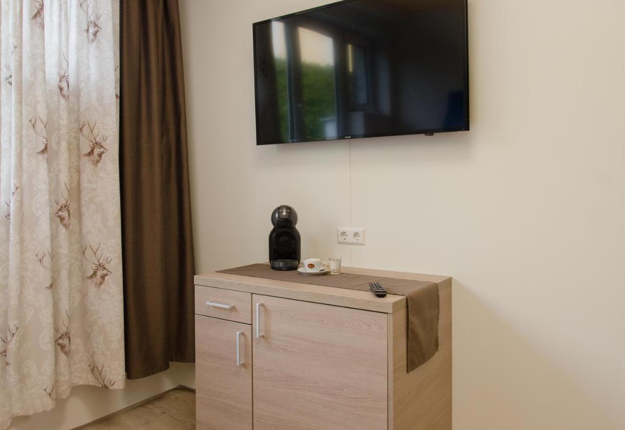 Cafe Lounge Traisen Bed and Breakfast Esterno foto